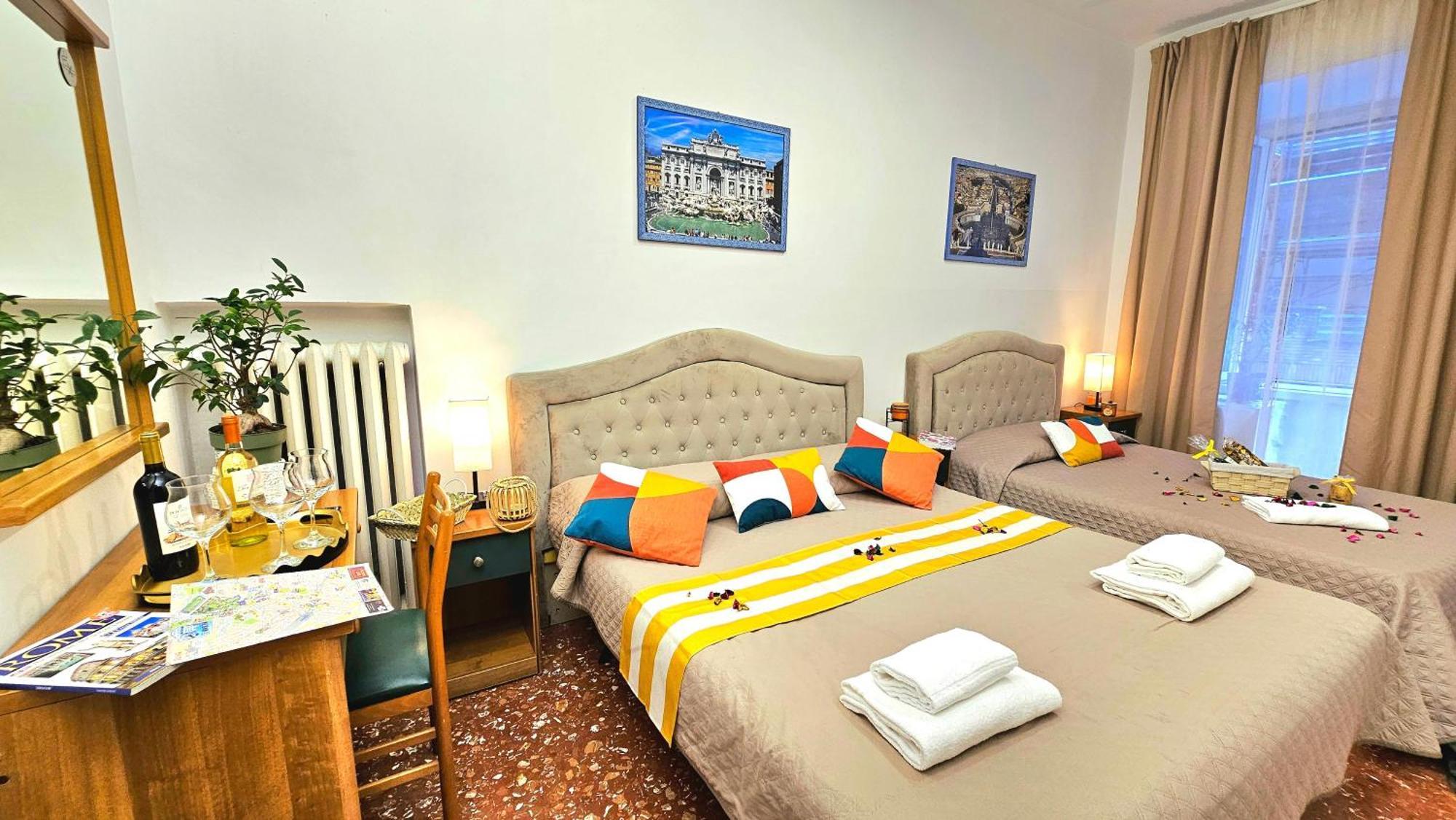 A Casa Simpatia Roma - Free Parking If You Book 4 Nights Bed and Breakfast Exterior foto