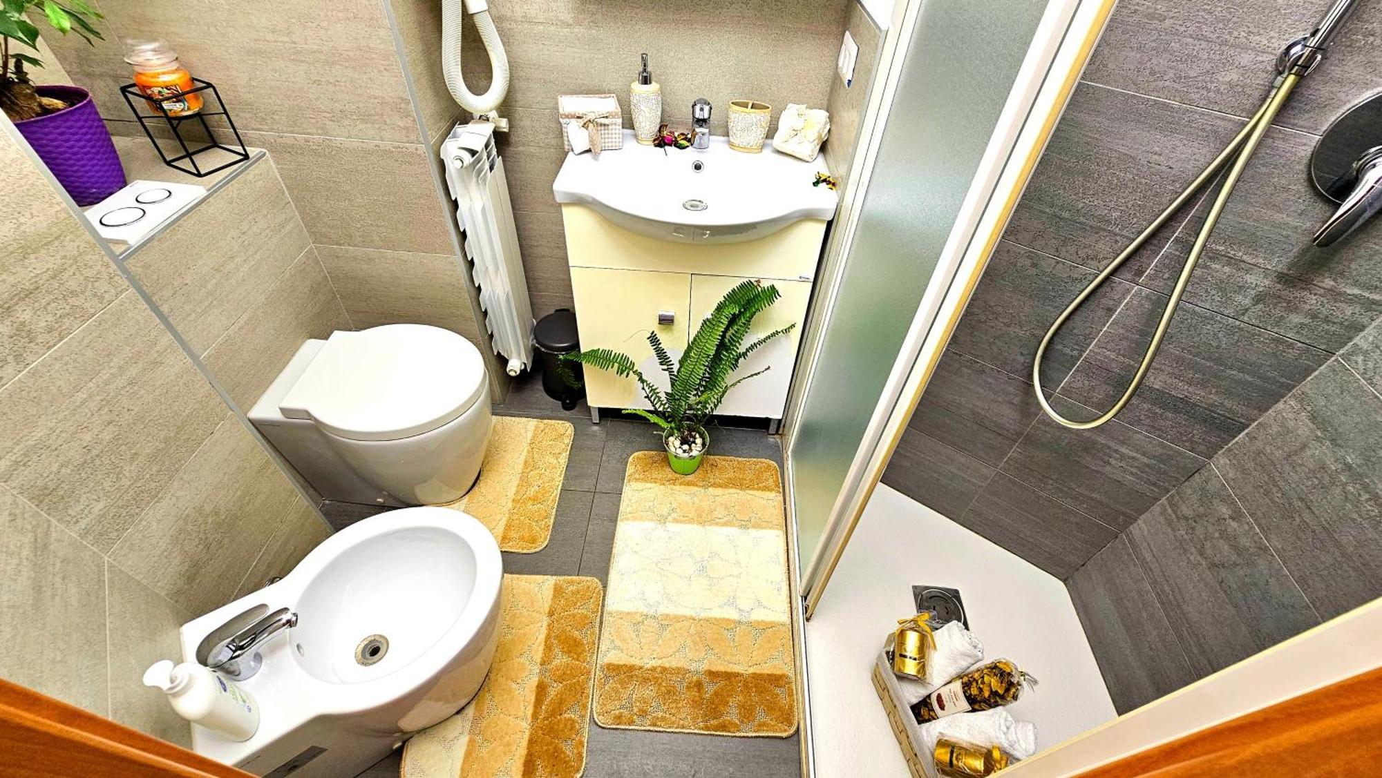 A Casa Simpatia Roma - Free Parking If You Book 4 Nights Bed and Breakfast Exterior foto